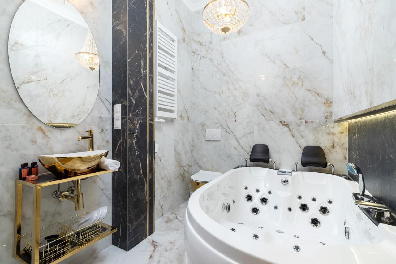 Kazimierz Studio With Jacuzzi By Renters Prestige Krakkó Kültér fotó