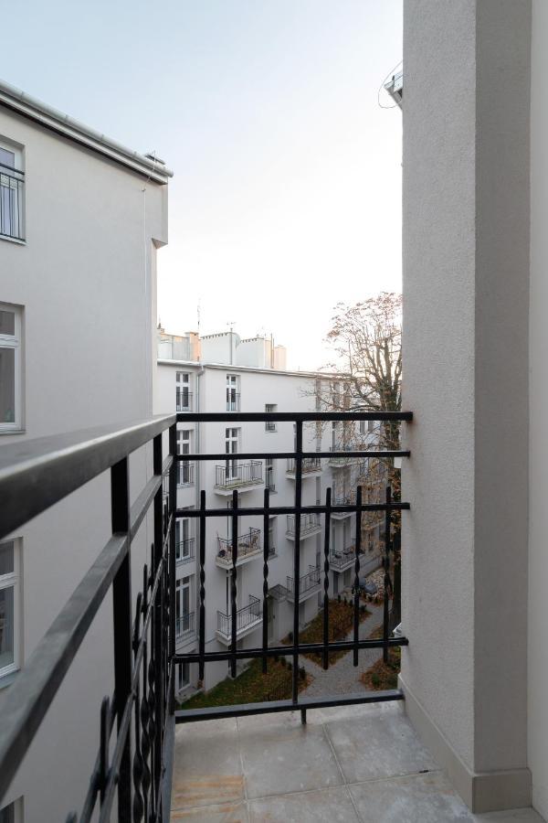 Kazimierz Studio With Jacuzzi By Renters Prestige Krakkó Kültér fotó